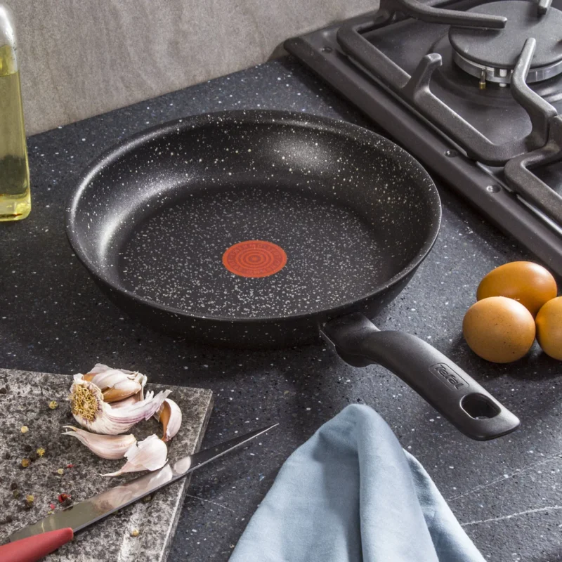 TEFAL Meteor 24 cm czarna - patelnia teflonowa Wyprzedaż