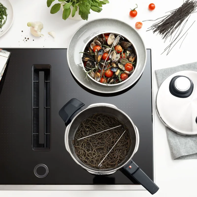 FISSLER Vitavit Premium 4,5 l - szybkowar ciśnieniowy z wkładem do gotowania na parze ze stali nierdzewnej Dodaj do koszyka