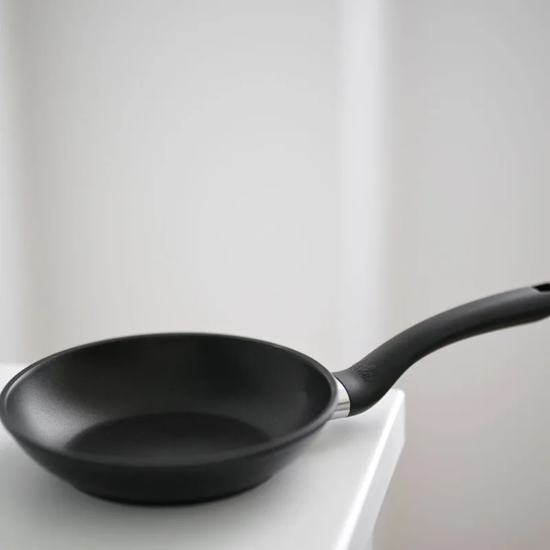 Sprawdź teraz FISSLER Cenit 18 cm - patelnia nieprzywierająca