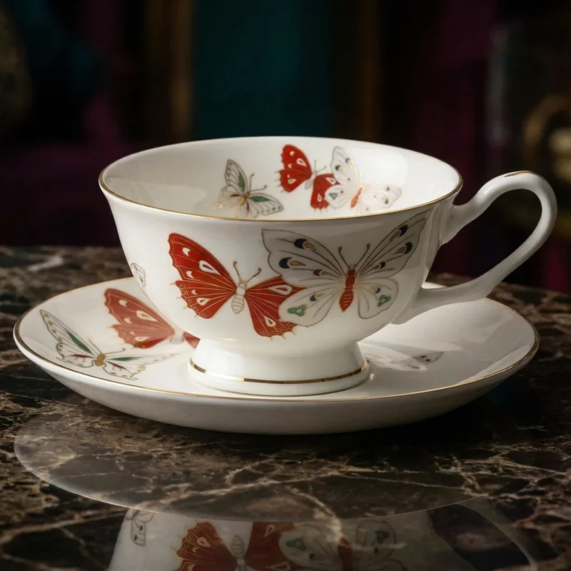 Filiżanka ze spodkiem i talerzykiem BONE CHINA motyle Do wyczerpania zapasów
