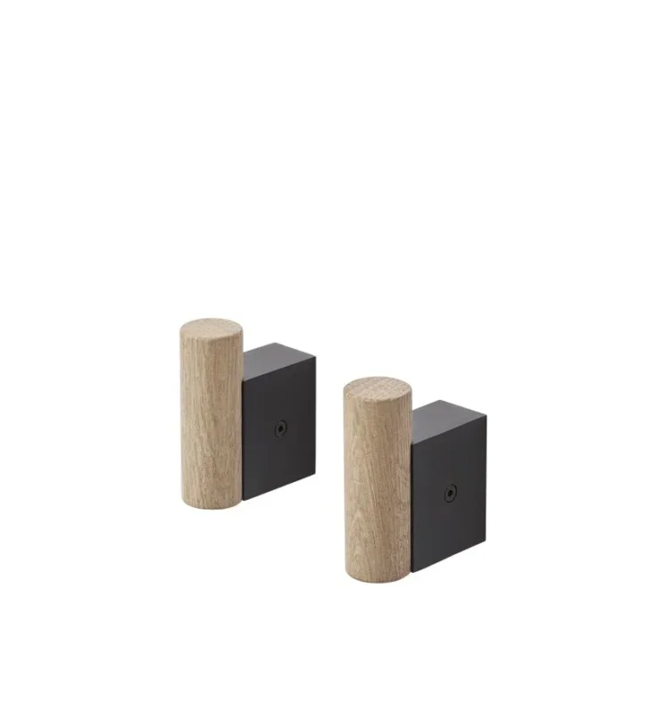 Cena promocyjna Wieszak Attach Muuto - zestaw 2 szt., dąb / czarny