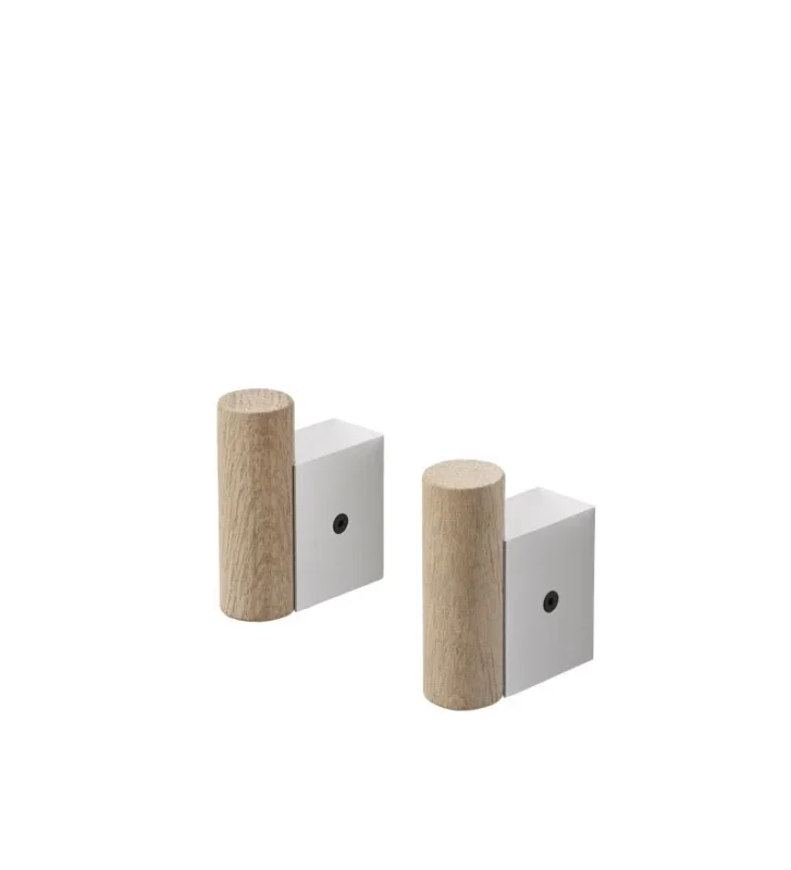 Wieszak Attach Muuto - zestaw 2 szt. dąb / aluminium Kup online